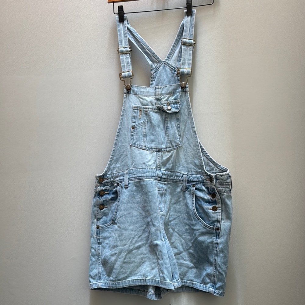 LEI denim short overalls size xl y2k vintage